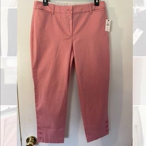 Talbots pink womens crop pants, sits at waist, slim fit, 6P, never worn, tags on